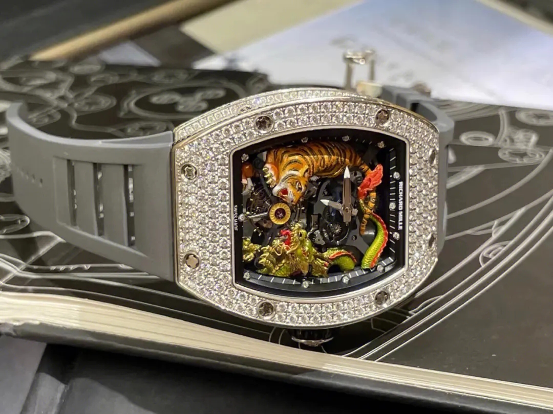 如何保养理查德米勒手表的表带？